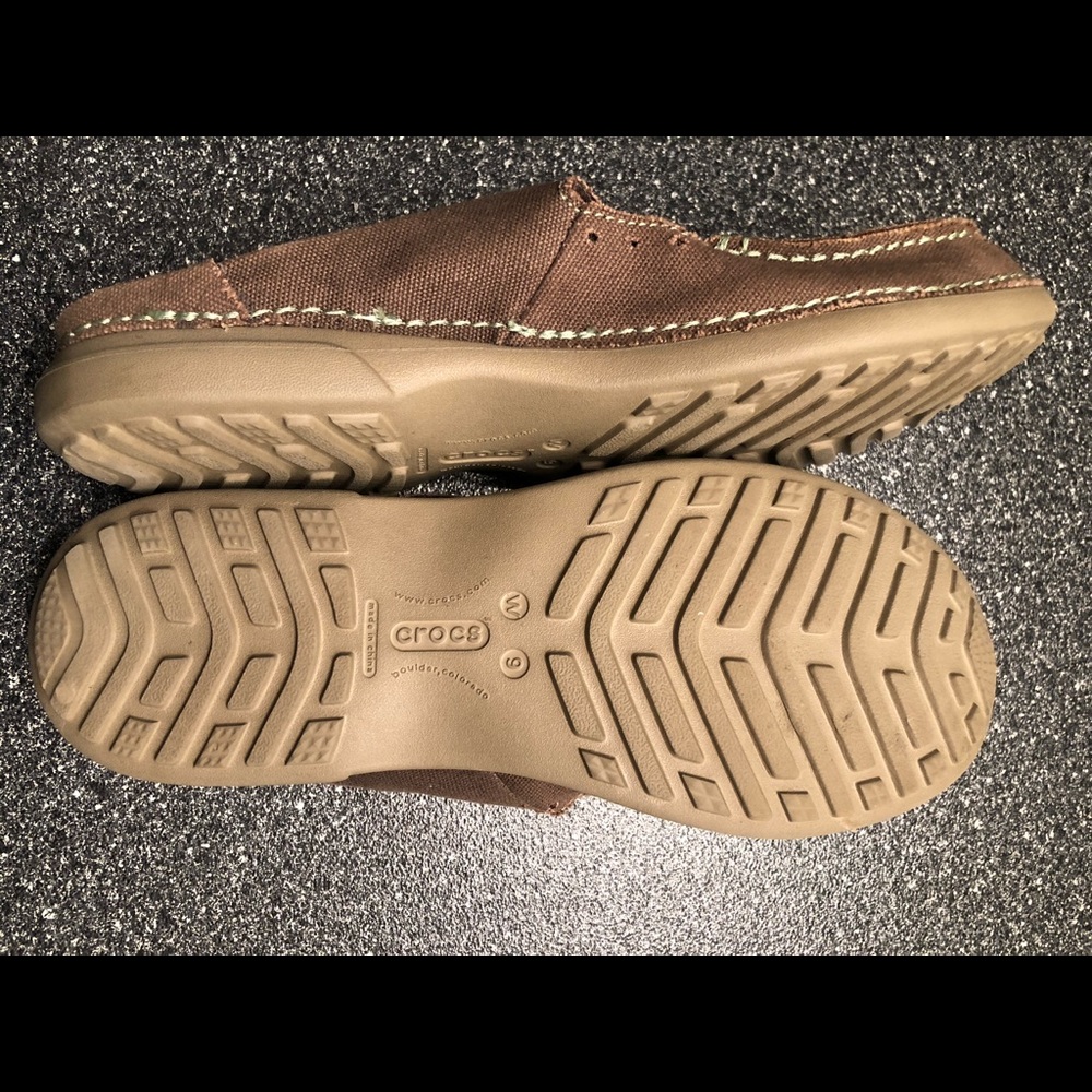 CROCS Canvas Shoe NWOT - sz 9 - Picture 5 of 8